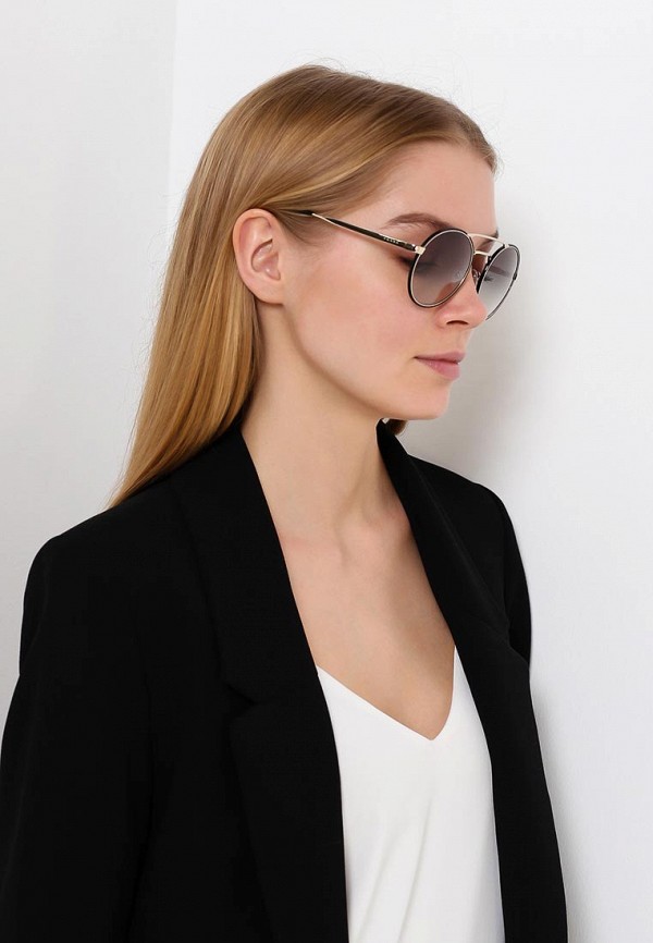 фото Очки солнцезащитные prada