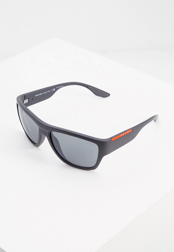 Prada linea Rossa одежда