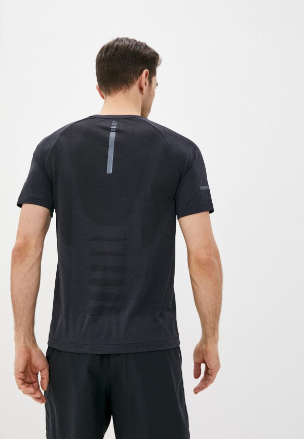 фото Футболка спортивная under armour