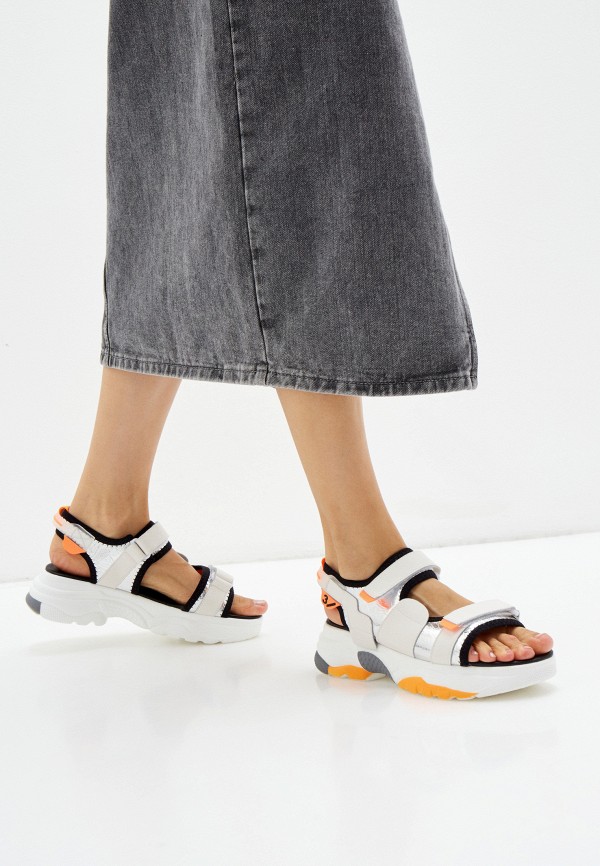 фото Босоножки escan