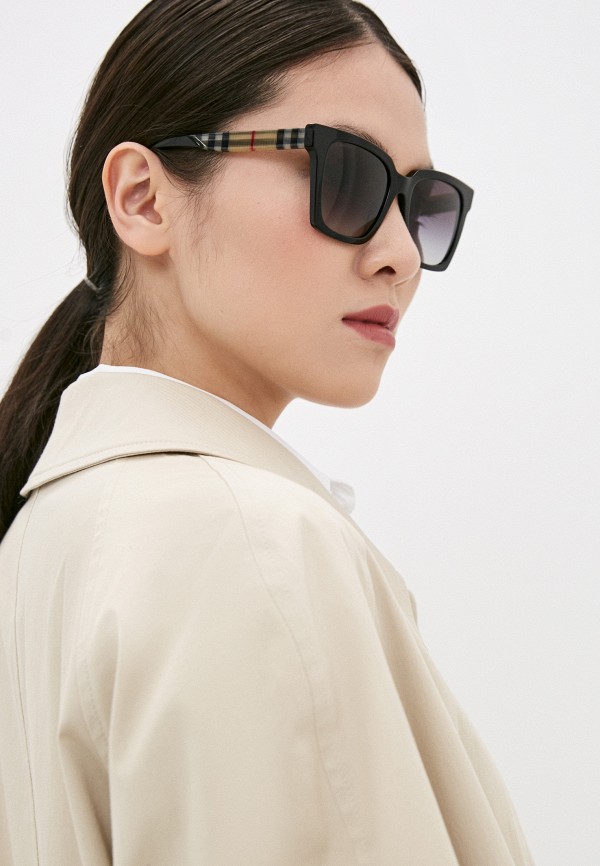 фото Очки солнцезащитные burberry