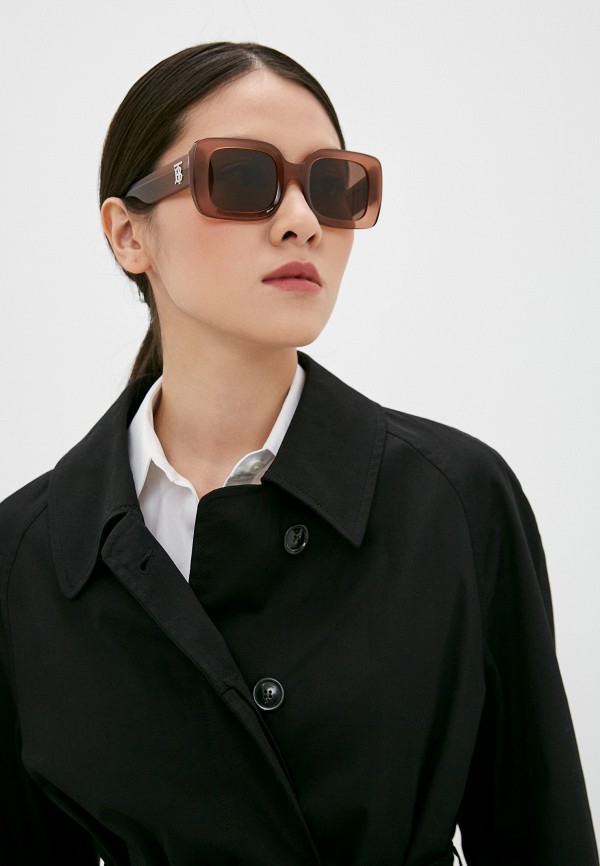 фото Очки солнцезащитные burberry