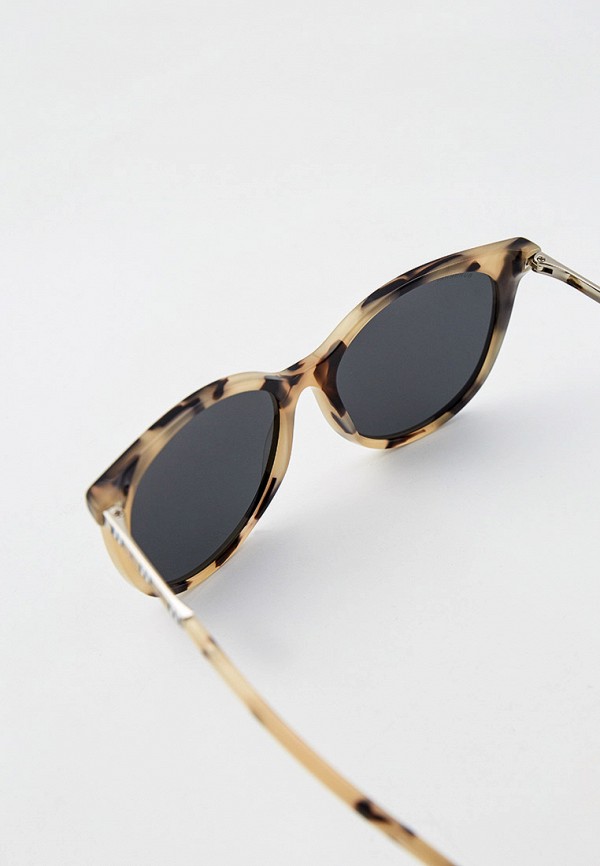 фото Очки солнцезащитные burberry