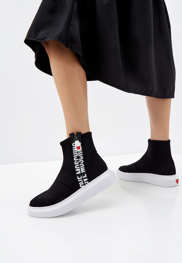 фото Кроссовки love moschino