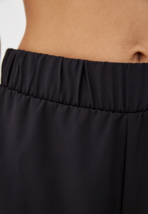 фото Шорты спортивные outhorn