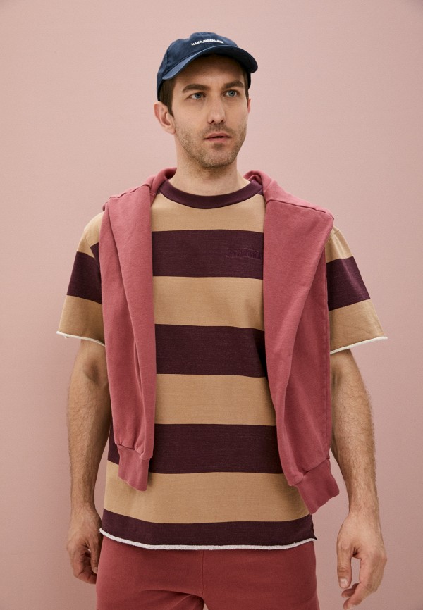 фото Футболка han kjobenhavn