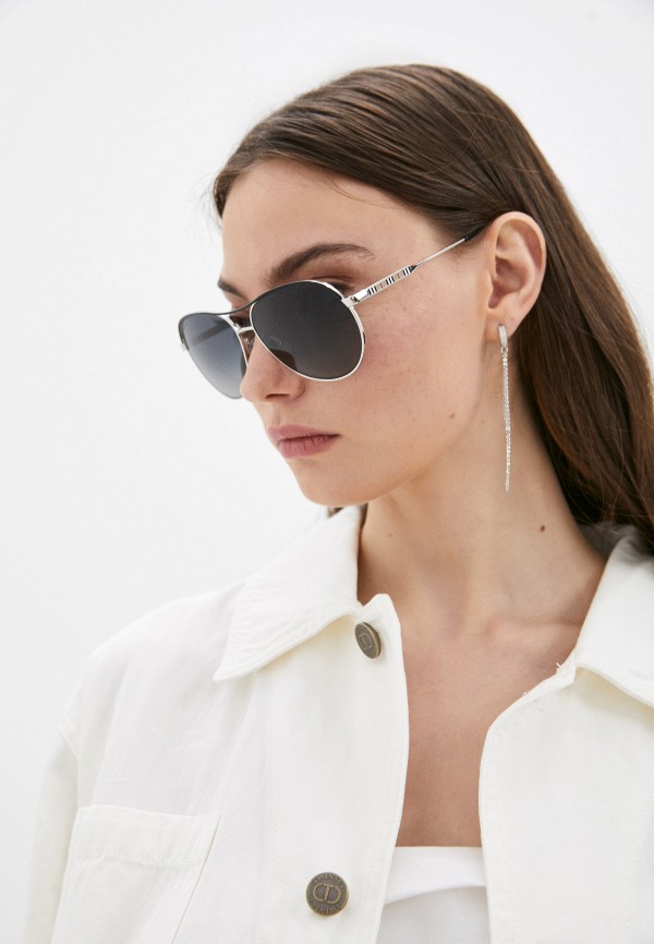 фото Очки солнцезащитные burberry