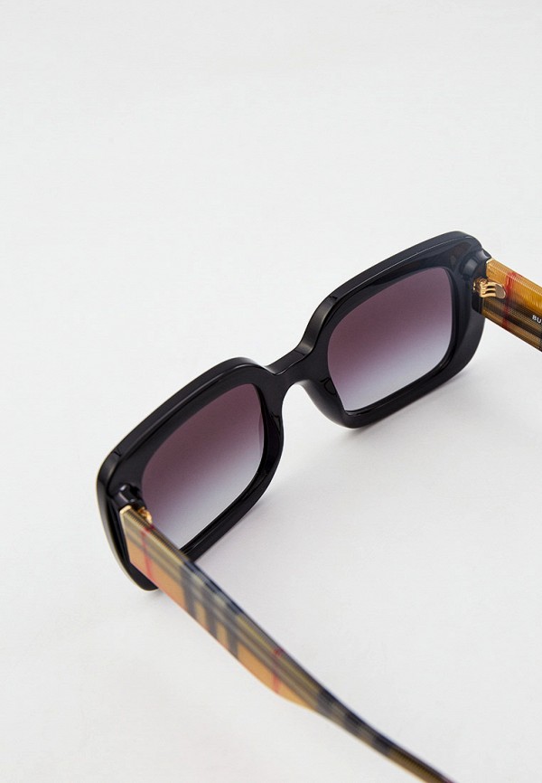 фото Очки солнцезащитные burberry