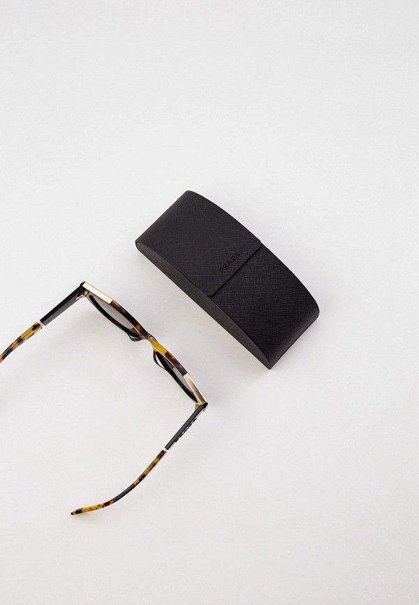 фото Очки солнцезащитные prada