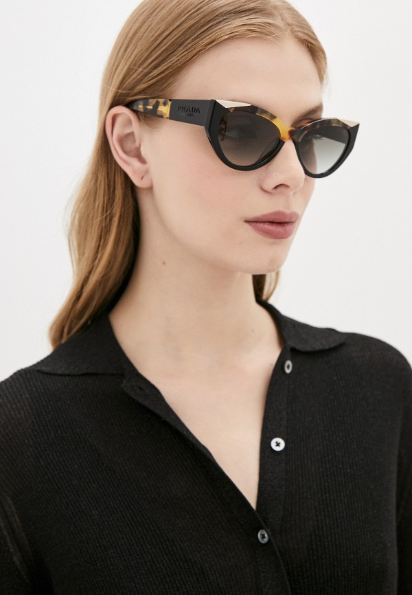 фото Очки солнцезащитные prada