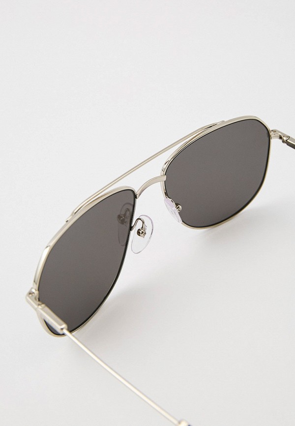 фото Очки солнцезащитные prada