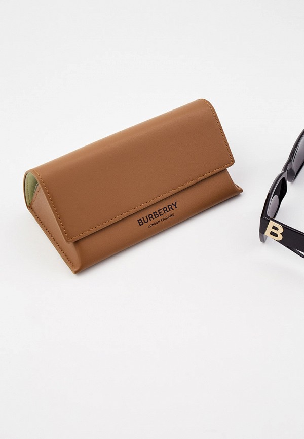 фото Очки солнцезащитные burberry