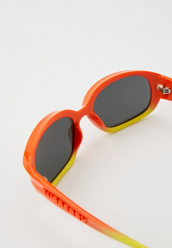 фото Очки солнцезащитные burberry