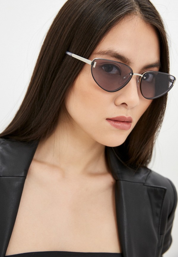фото Очки солнцезащитные prada