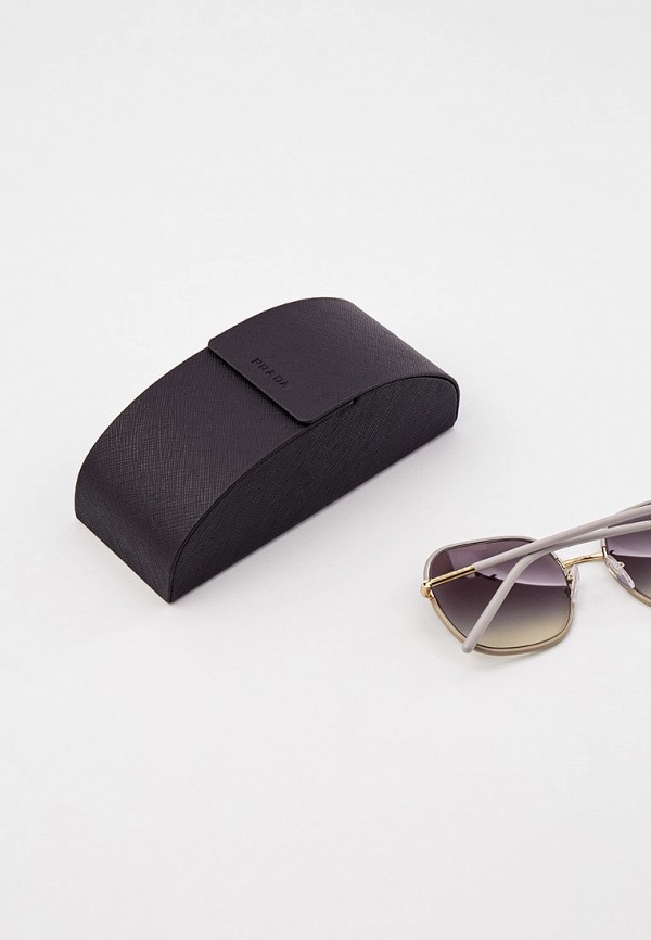 фото Очки солнцезащитные prada