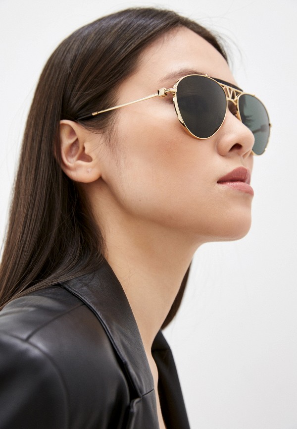 фото Очки солнцезащитные valentino