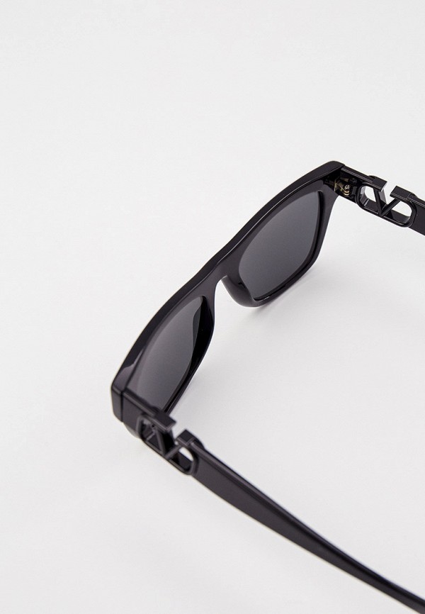 фото Очки солнцезащитные valentino