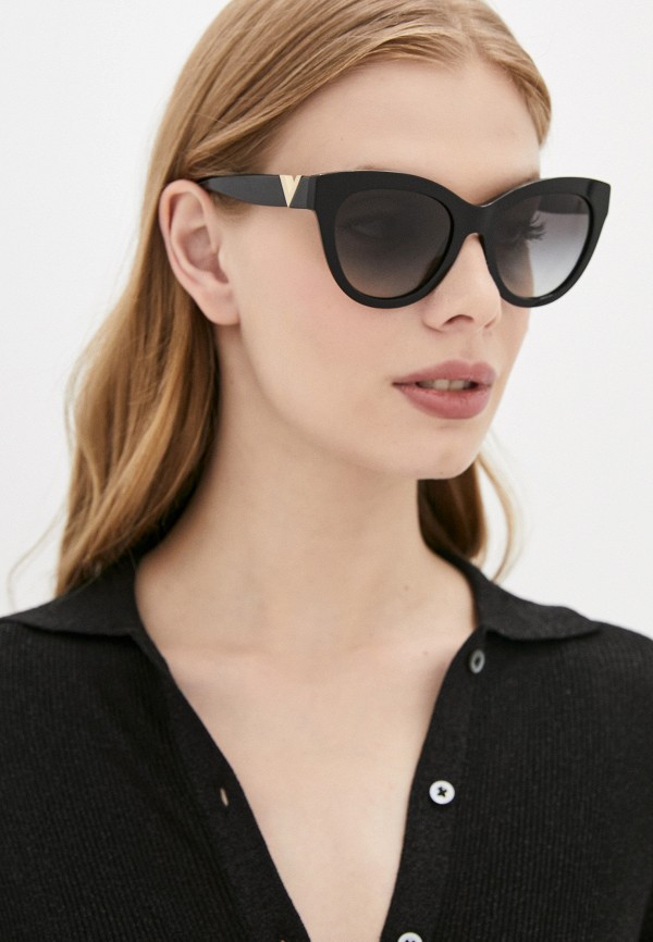 фото Очки солнцезащитные valentino