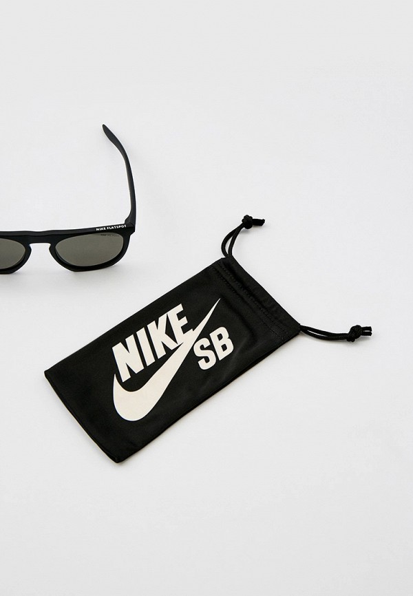 фото Очки солнцезащитные nike