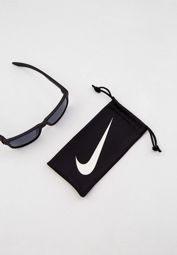 фото Очки солнцезащитные nike