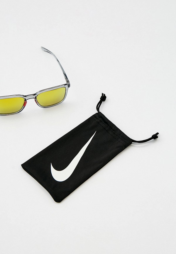 фото Очки солнцезащитные nike