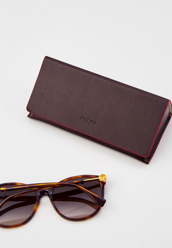 фото Очки солнцезащитные fendi