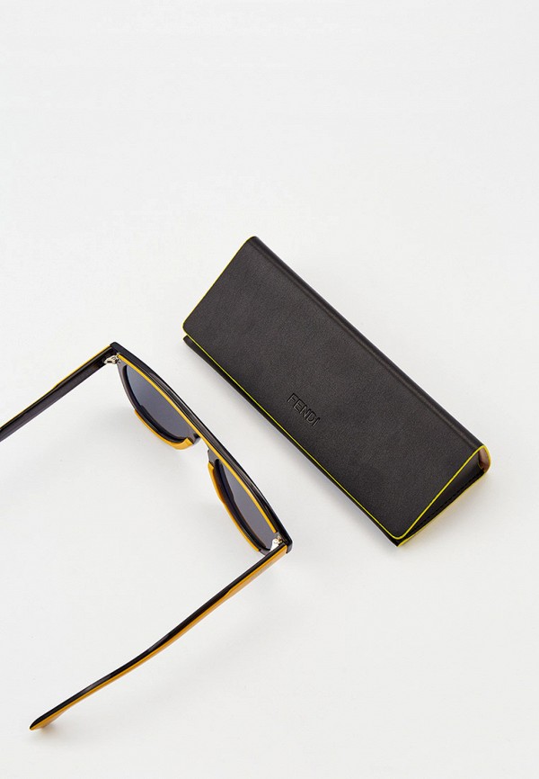 фото Очки солнцезащитные fendi