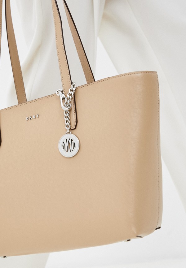 фото Сумка и брелок dkny