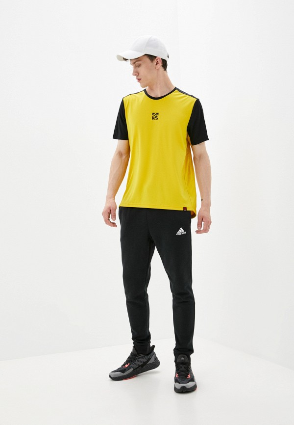 фото Футболка спортивная adidas