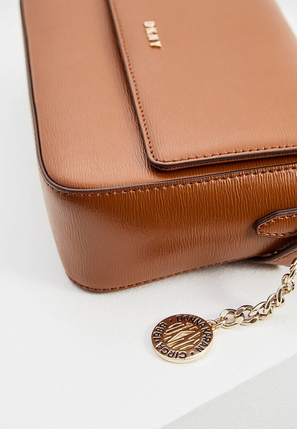 фото Сумка и брелок dkny