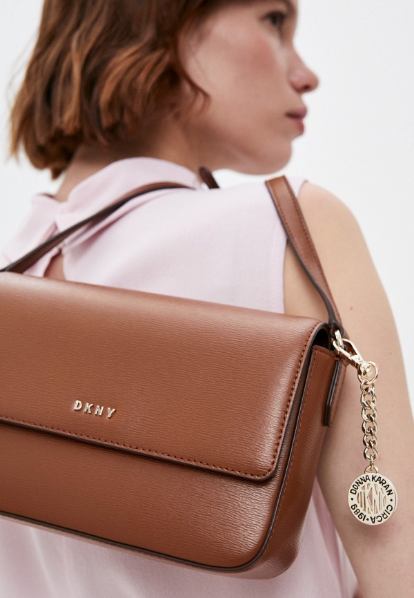 фото Сумка и брелок dkny
