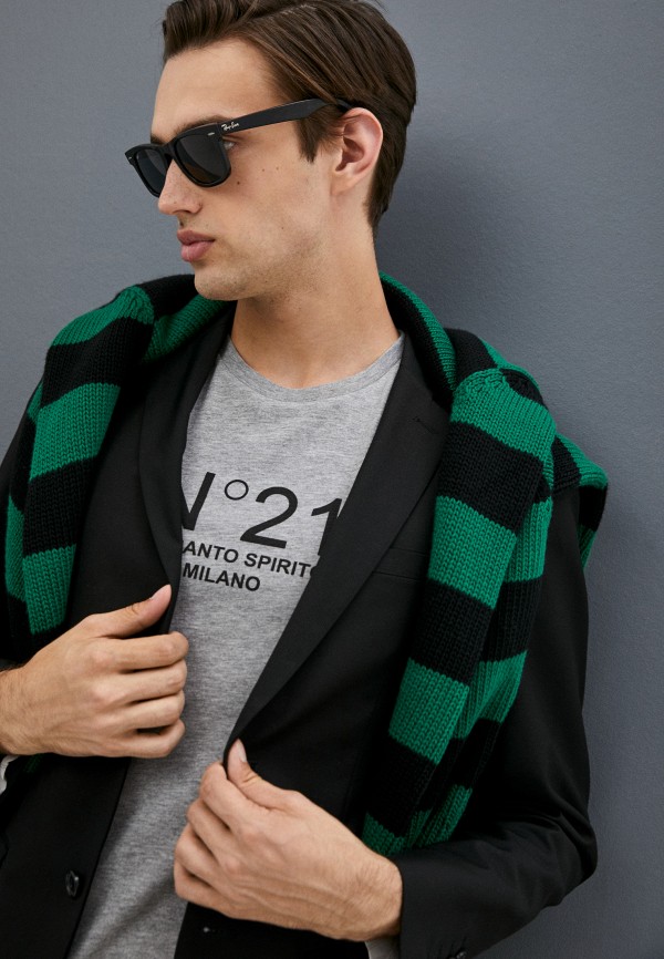 фото Футболка n21