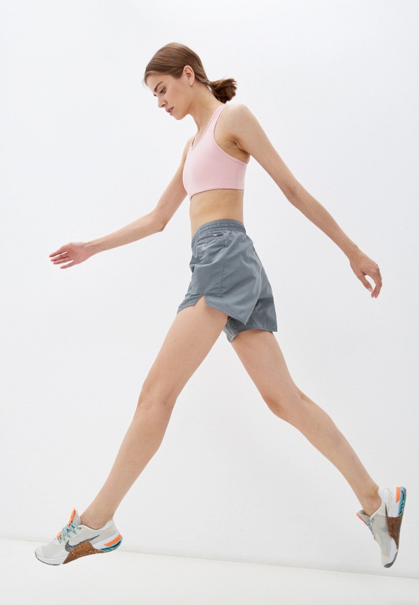 фото Топ спортивный nike