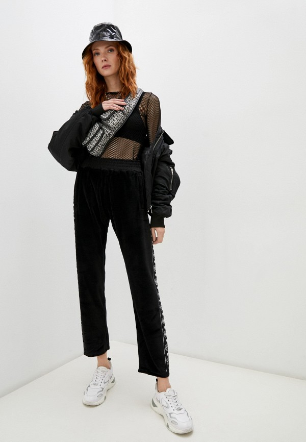 фото Брюки спортивные chiara ferragni collection