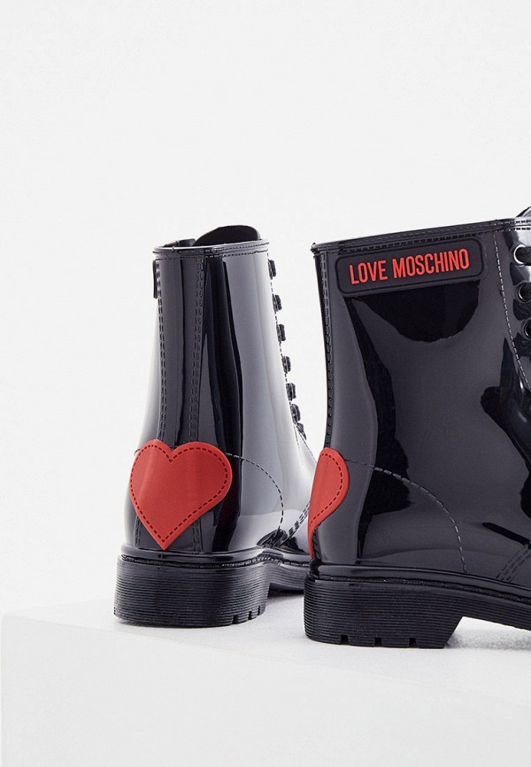 фото Резиновые ботинки love moschino