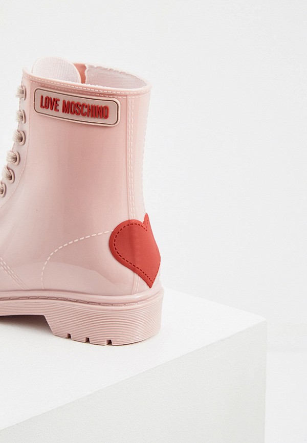 фото Резиновые ботинки love moschino