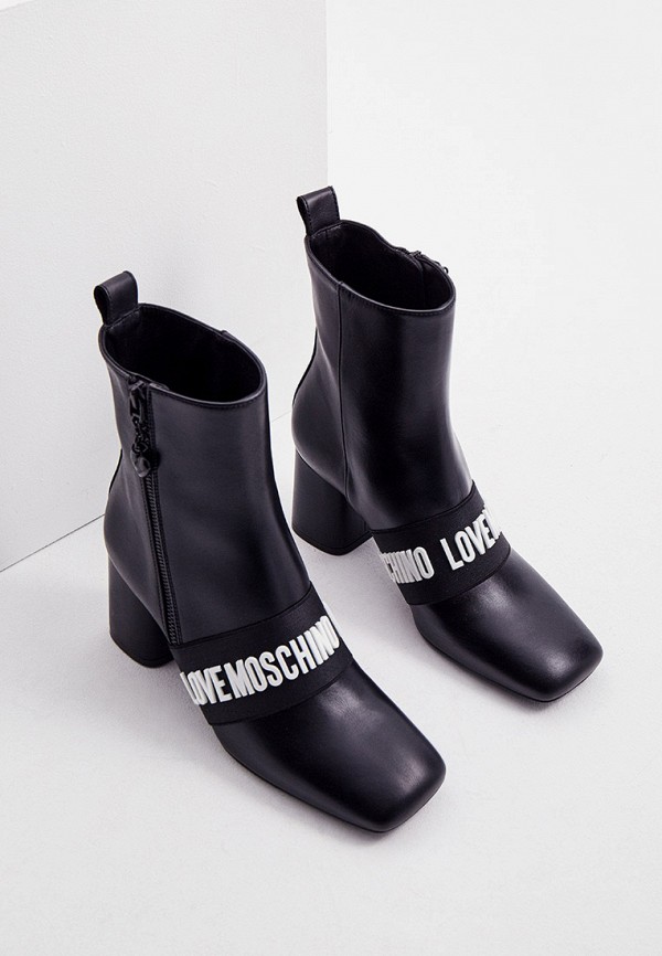 фото Ботильоны love moschino