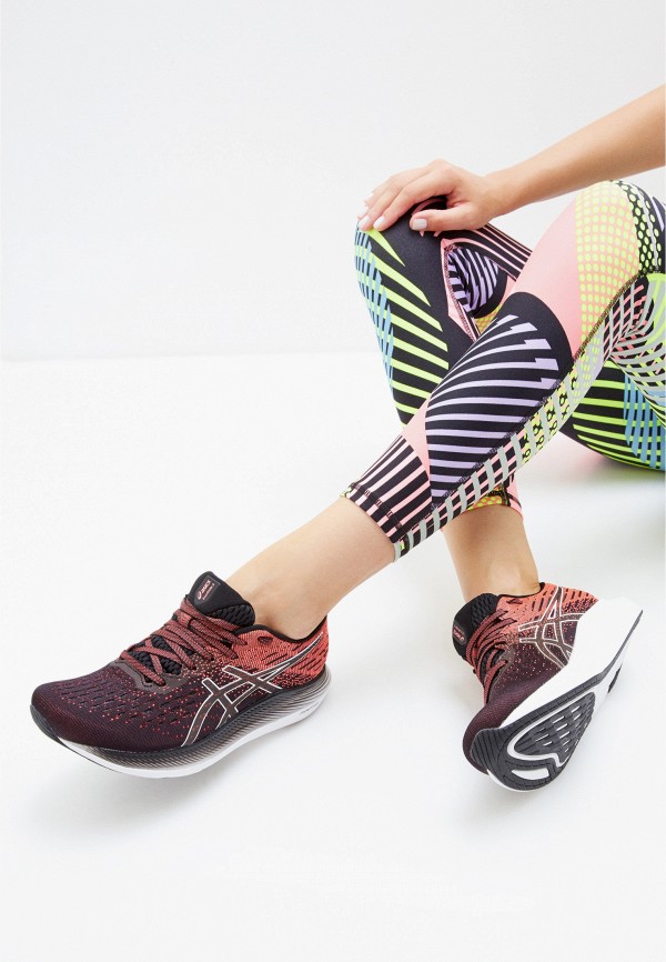 фото Кроссовки asics