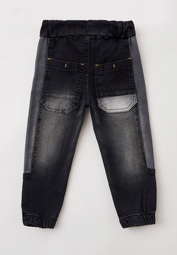 фото Куртка, лонгслив и джинсы dali