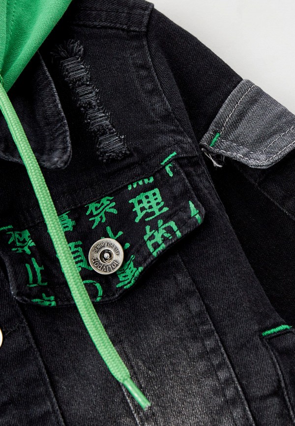 фото Куртка, лонгслив и джинсы dali