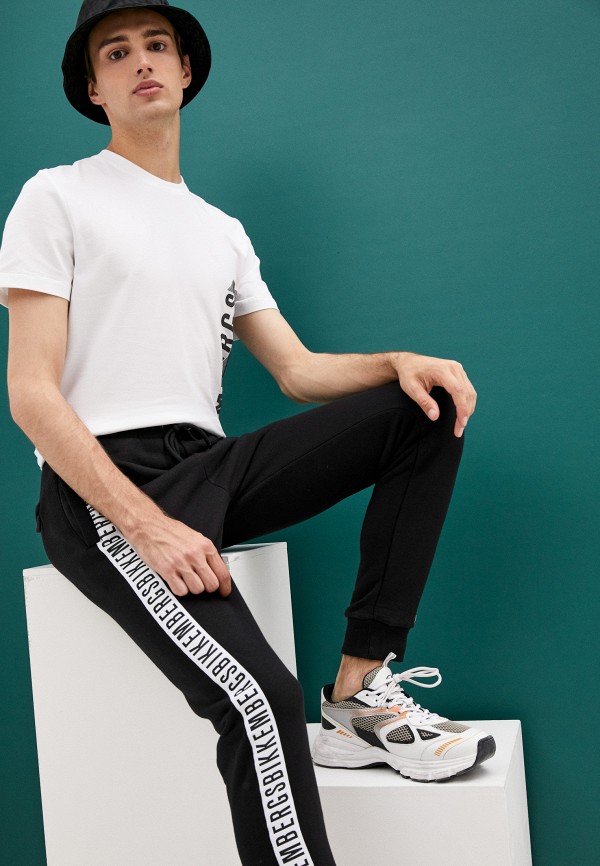 фото Брюки спортивные bikkembergs