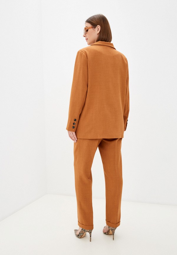 

Костюм Chic de Femme, Коричневый
