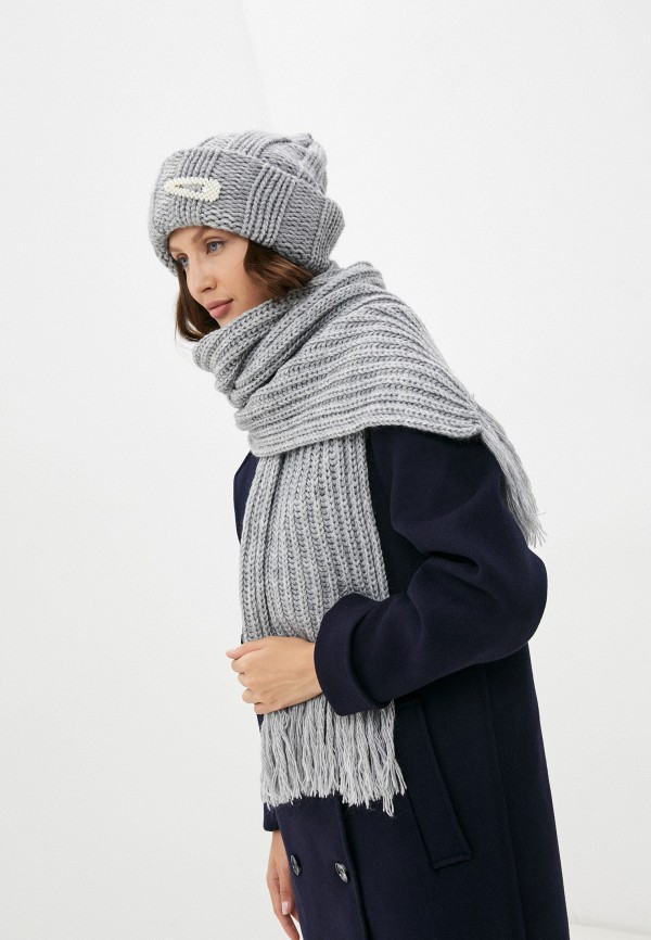 фото Шапка, шарф и заколка trendyangel