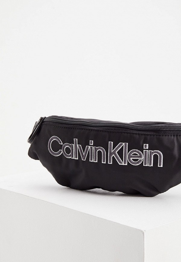 Сумка поясная Calvin Klein, цвет черный K50K508167 - фото 3