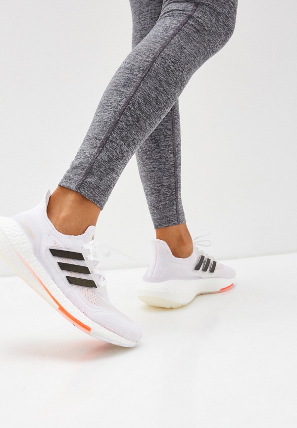 Кроссовки  adidas фото