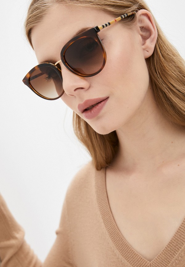 фото Очки солнцезащитные burberry