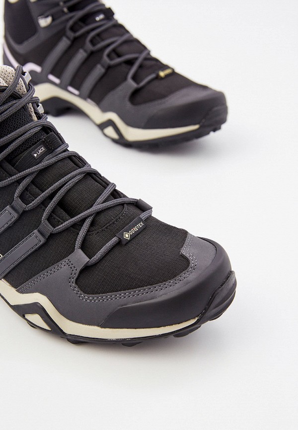 фото Ботинки трекинговые adidas