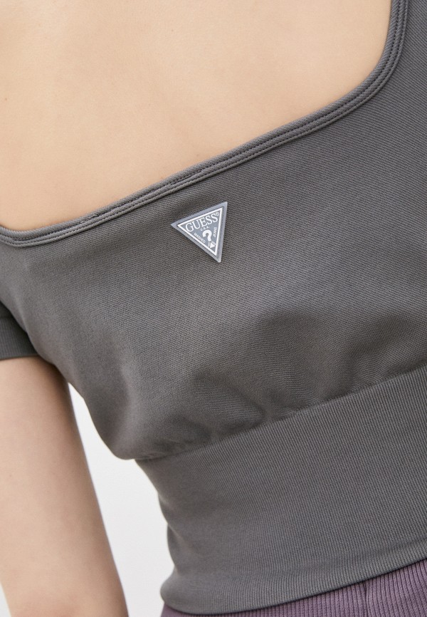 фото Топ спортивный guess