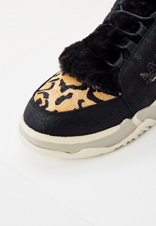 фото Кроссовки mou