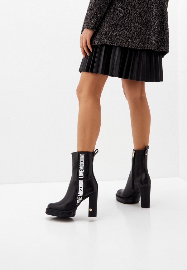 фото Ботильоны love moschino